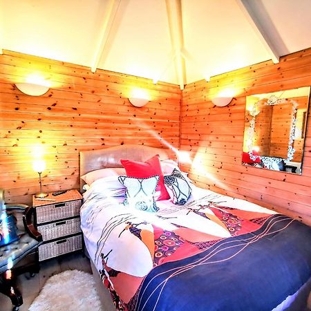 Cotswold Garden Chalet In Stow-On-The-Wold ภายนอก รูปภาพ